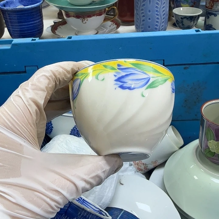 瓷片A***a开播啦…开播啦