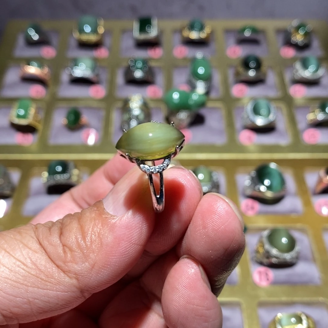 和田玉（碧玉）戒指未镶嵌