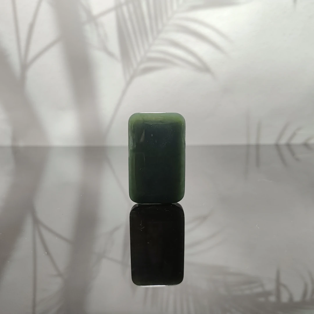 L和田玉无事牌吊坠1989