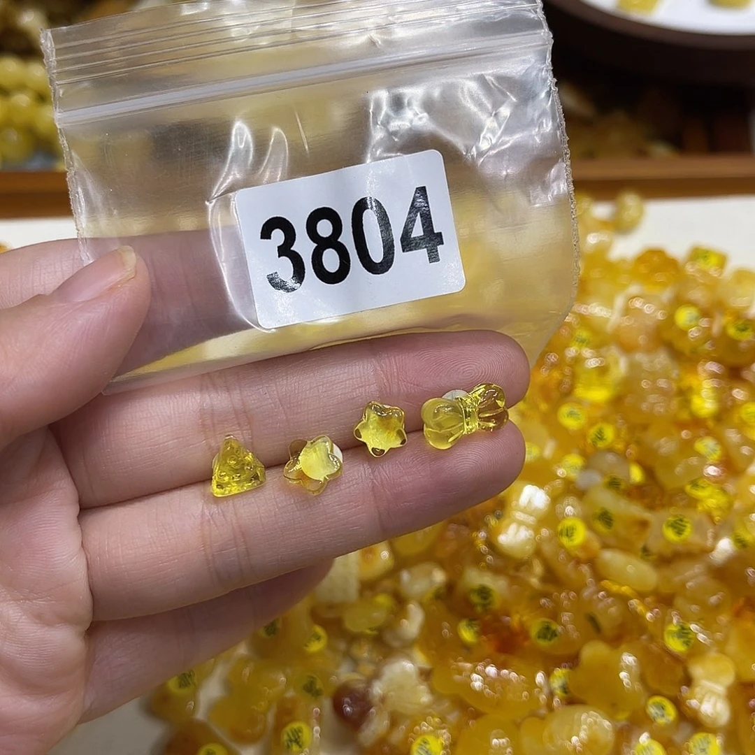 琥珀未镶嵌珠宝奇石