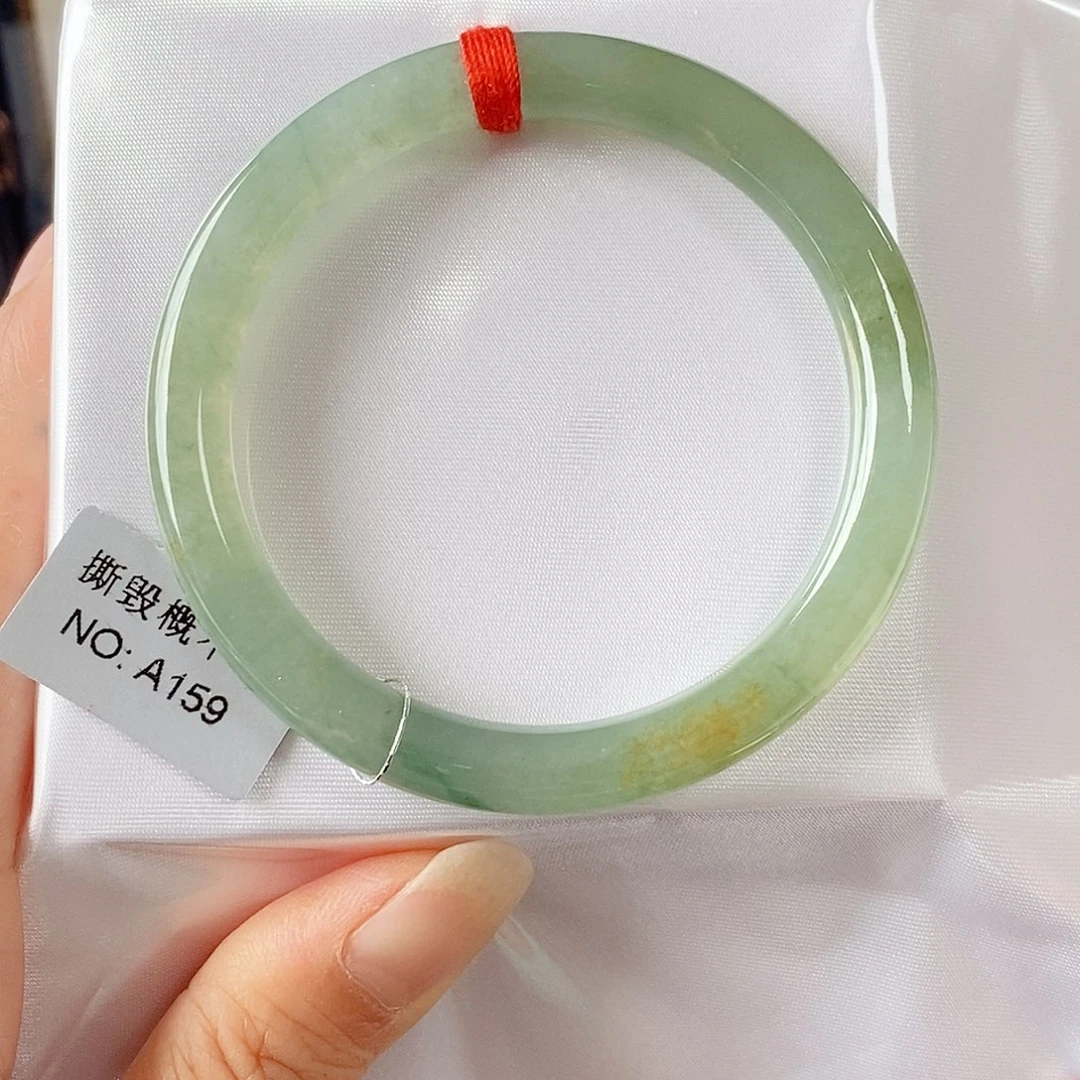 未镶嵌手镯翡翠手镯