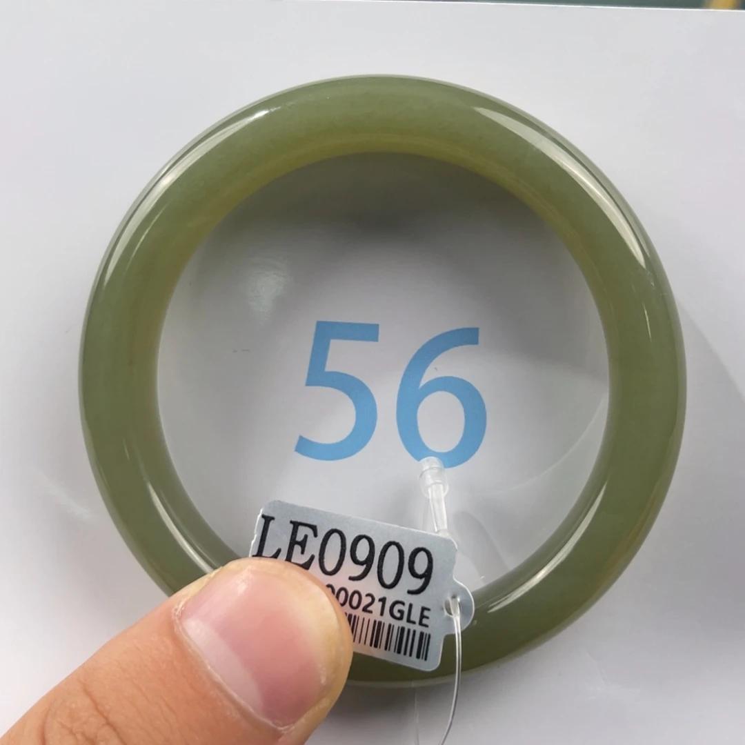 和田玉手镯未镶嵌W***u