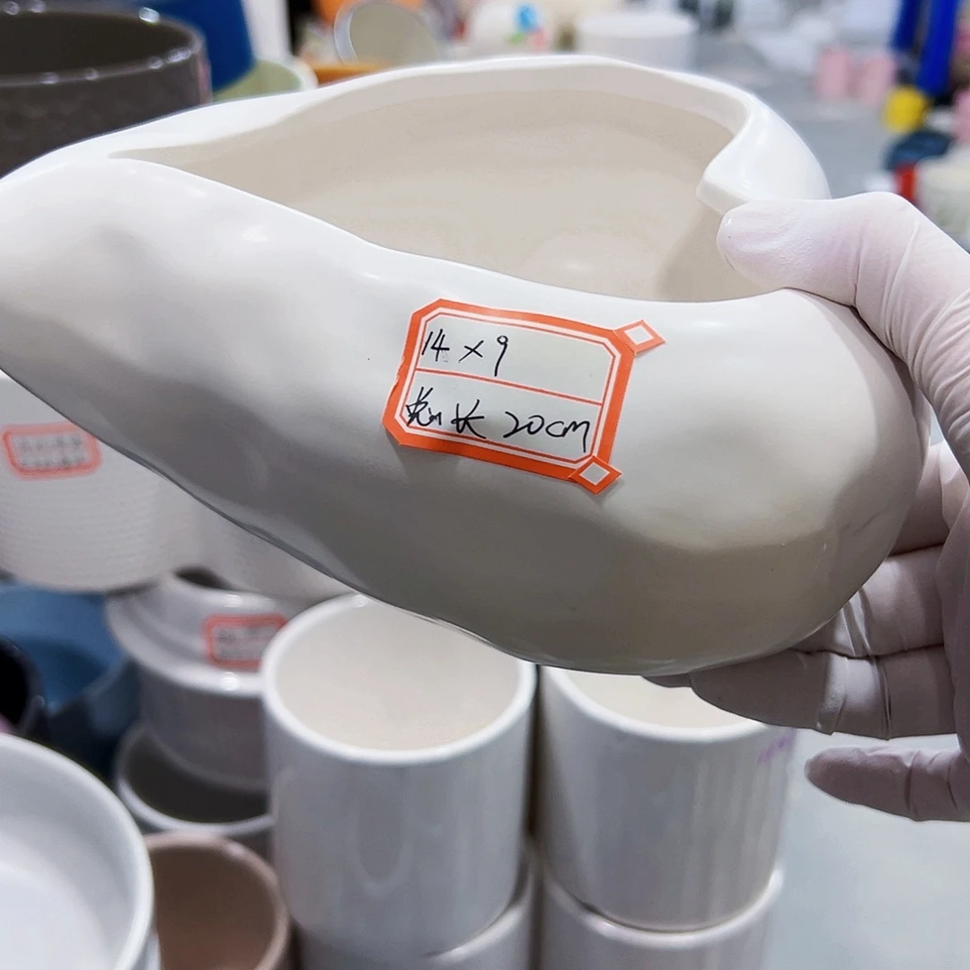 有孔，外贸尾单陶瓷花盆凑单10米包邮