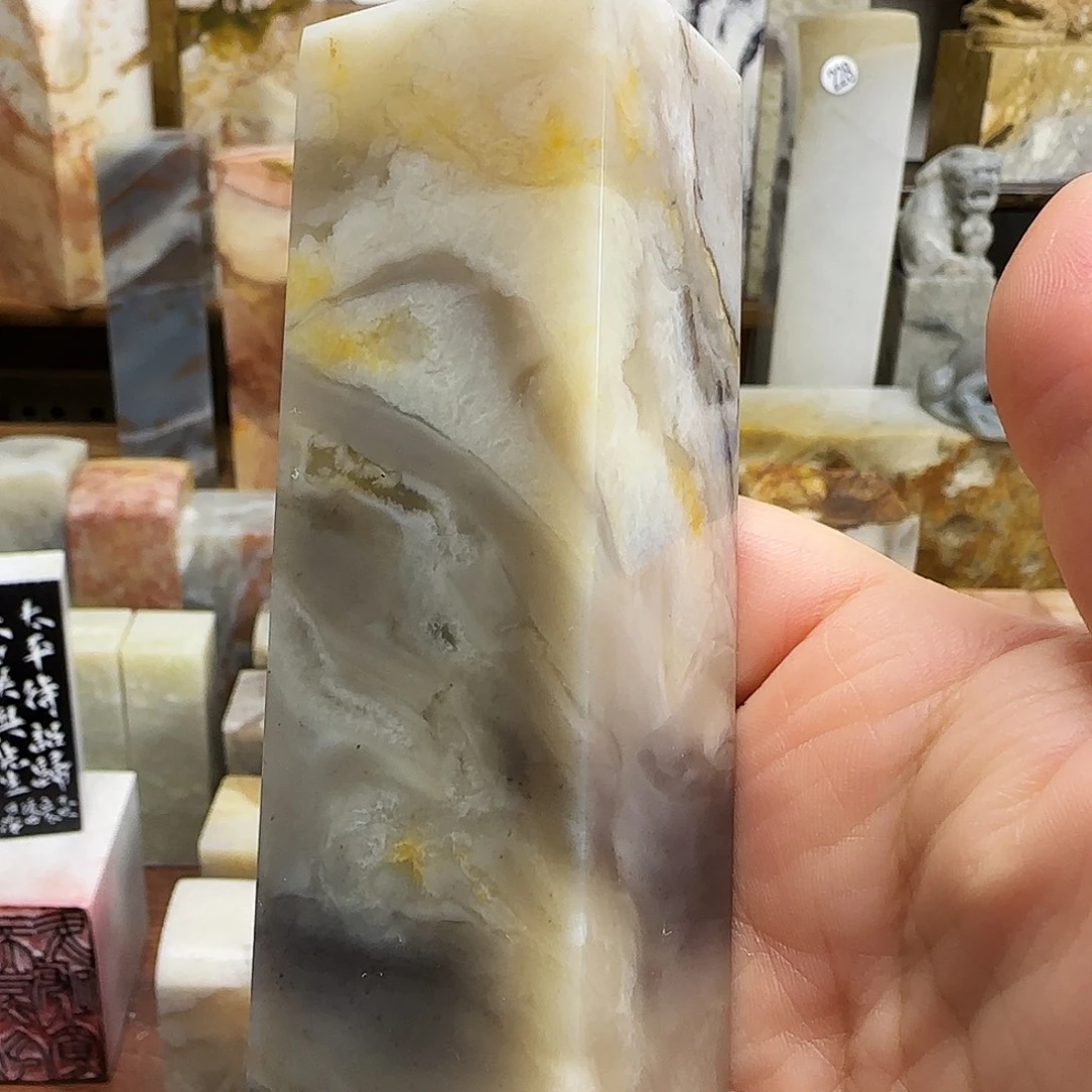 印石昌化石长白石牛角黄花冻，3.1*3.1*11