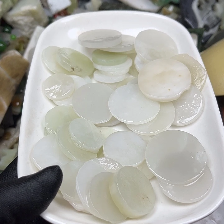 未镶嵌和田玉挂件