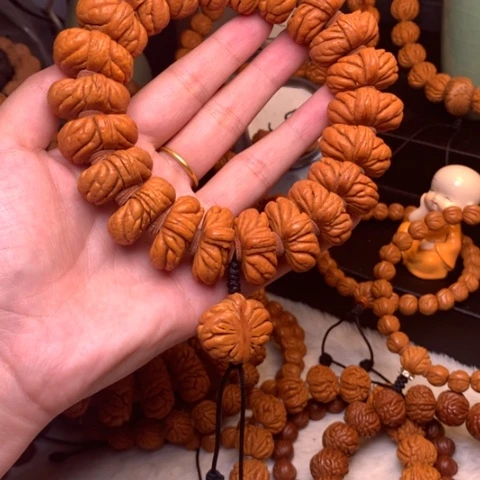 桃核吊坠八*龙纹桃核