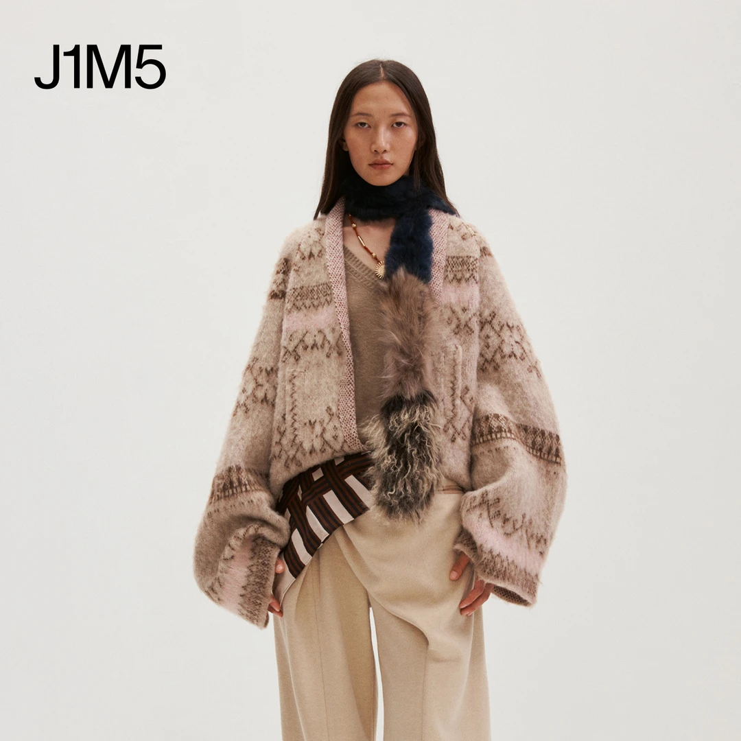 J1M5买手店 MEDIUM WELL 25秋冬 燕麦绒落肩针织外套 设计师品牌