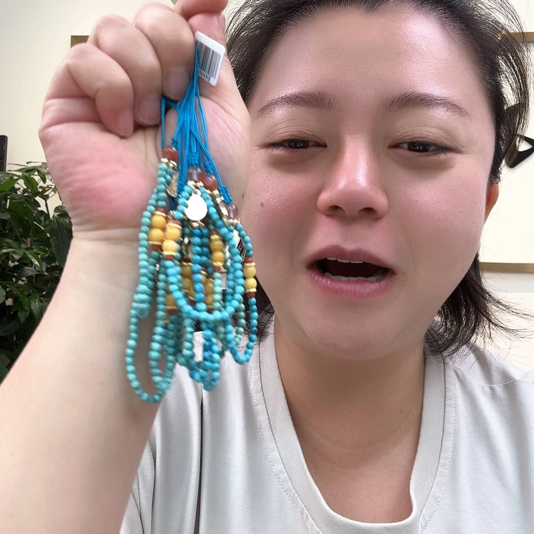 未镶嵌琥珀珠宝奇石1