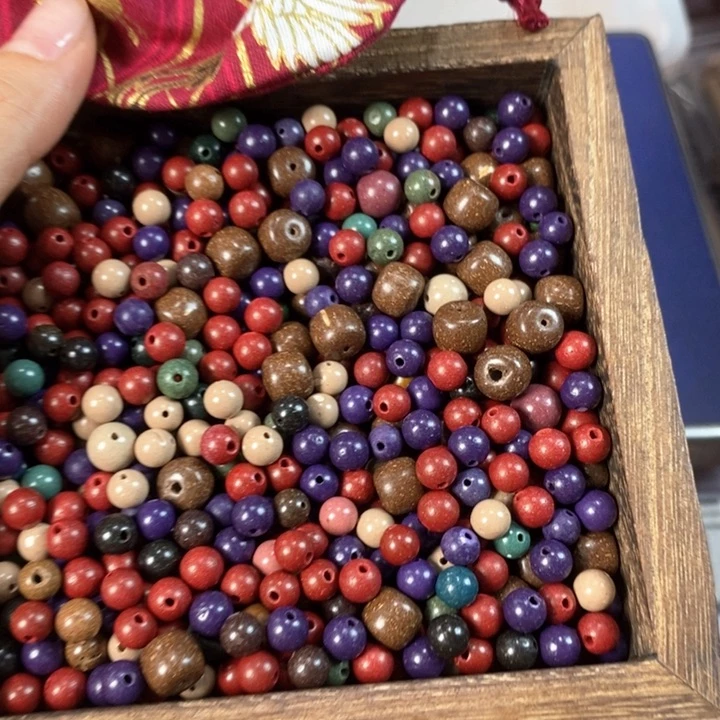 泥塑0.6混合➕老型珠合香瑕疵珠香包约90克