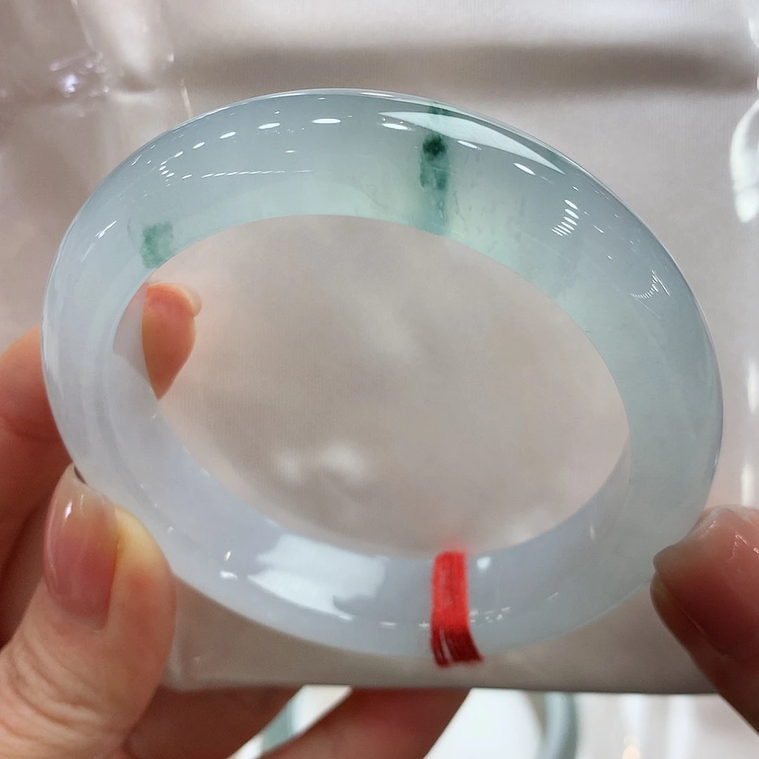 翡翠未镶嵌手镯55.3正圈两天鉴赏