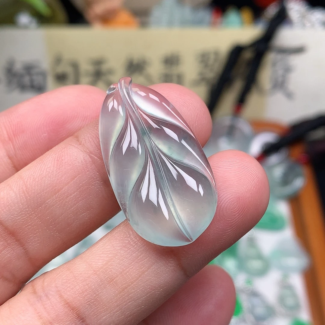 翡翠裸石缅甸天然A货翡翠冰种叶子