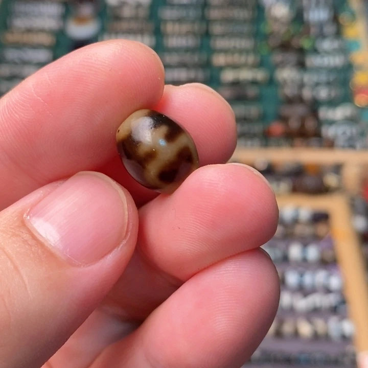 未镶嵌玛瑙/玉髓珠宝半成品可**乐