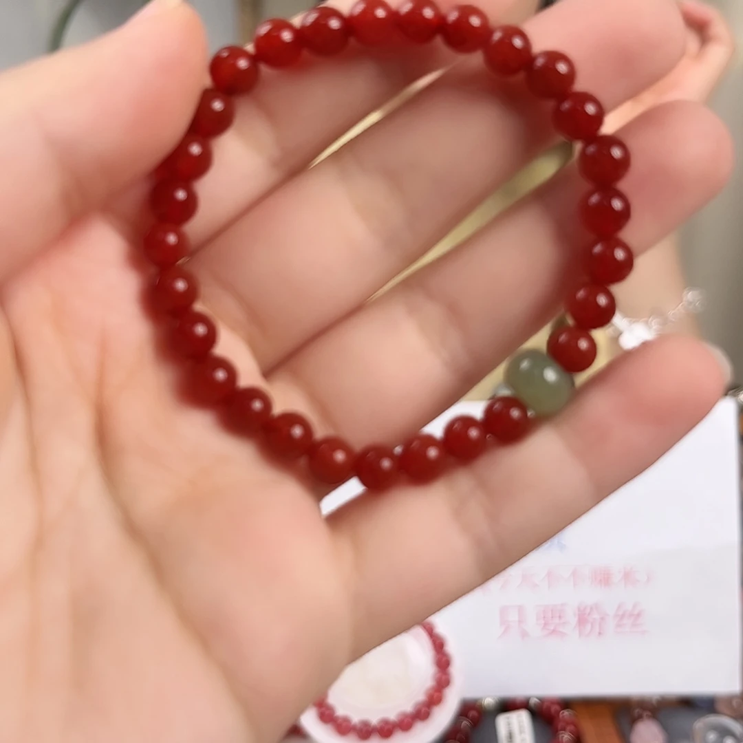 水晶手链未镶嵌南红