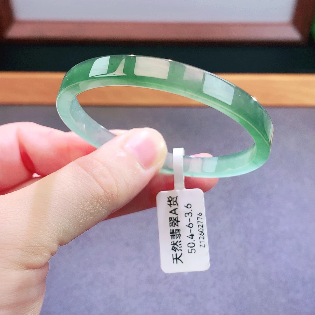未镶嵌手镯翡翠天然翡翠