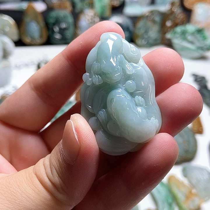 翡翠未镶嵌颈饰翡翠a货