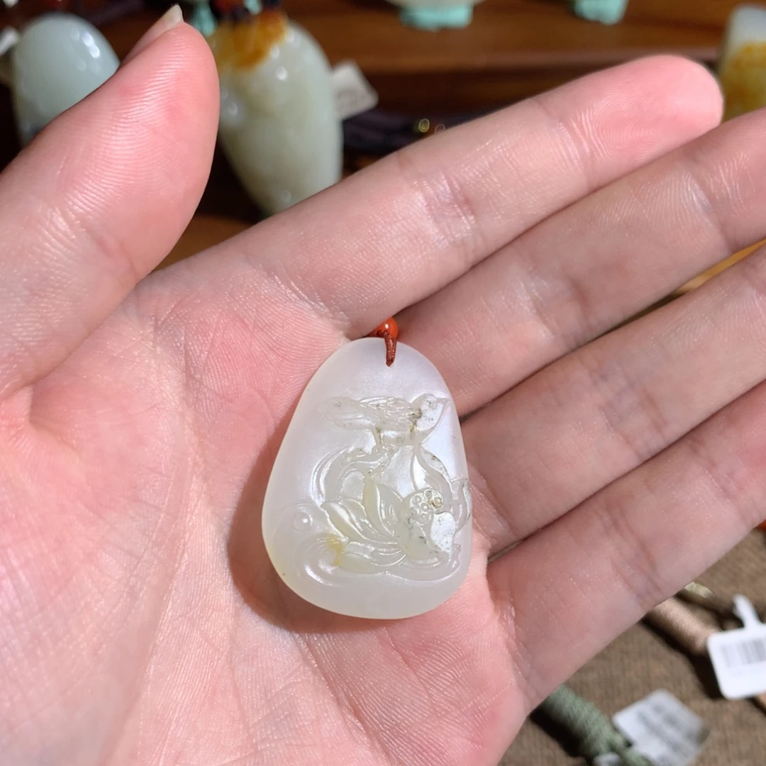 糖***甜和田玉未镶嵌颈饰