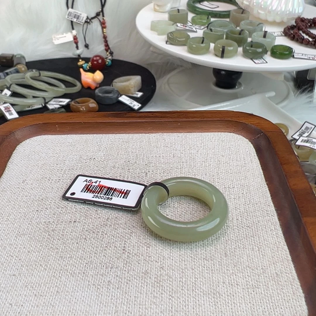 和田玉未镶嵌戒指w62湖水绿细条16.2不退换