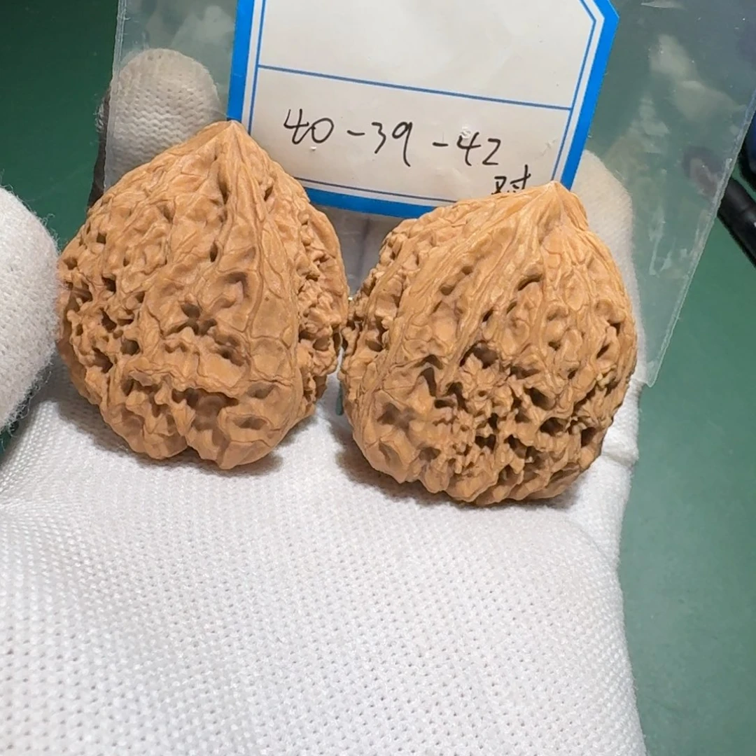 文玩核桃吊坠79号你看s妖刀