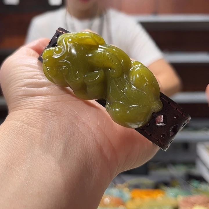 蛇纹石玉未镶嵌毛衣链