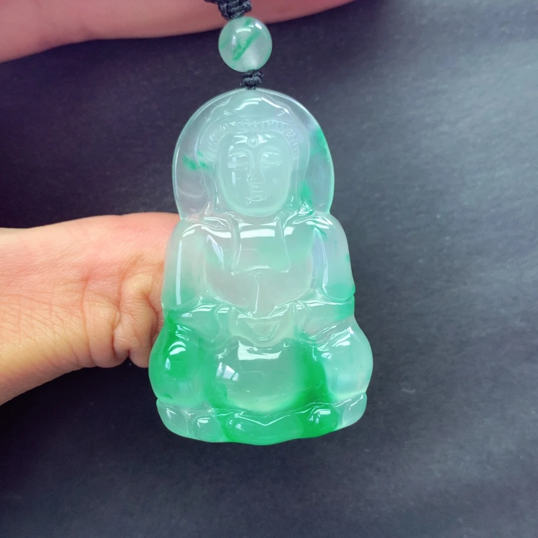 石英质玉未镶嵌颈饰