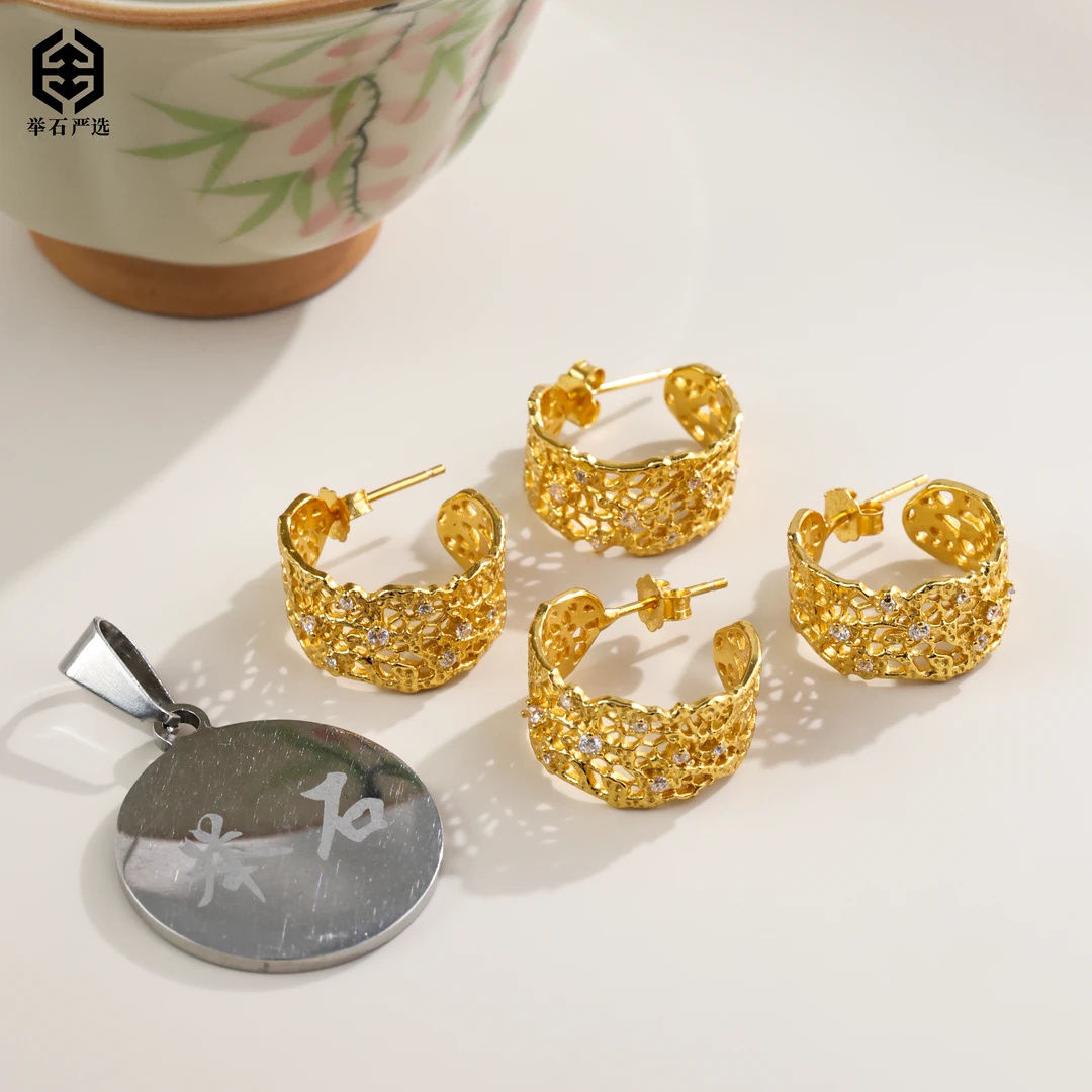 925银合成锆石银制品 H09-1332-255个性耳饰(一对/多样性发）W