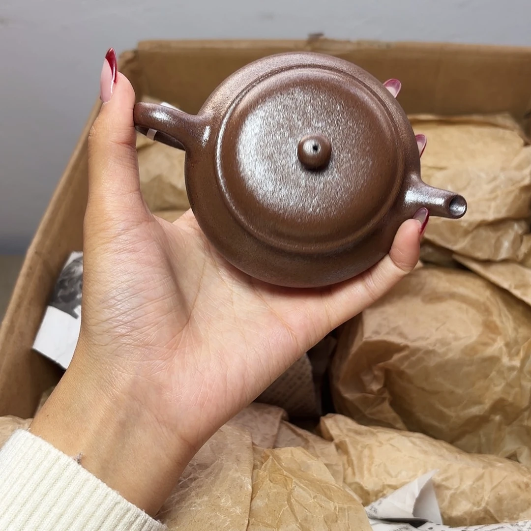 甄选宜兴本土紫砂壶