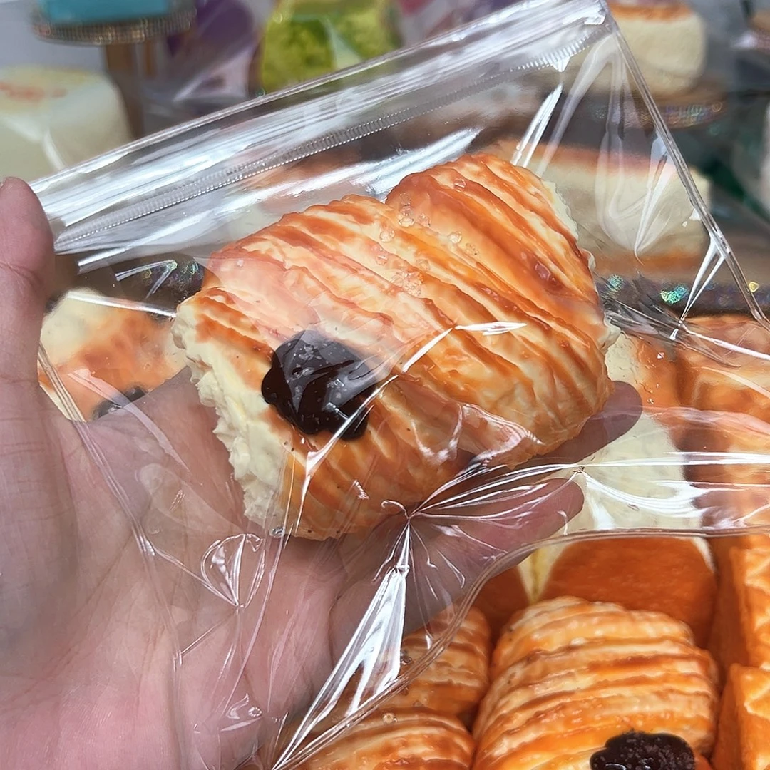 硅胶手撕起酥方包175g