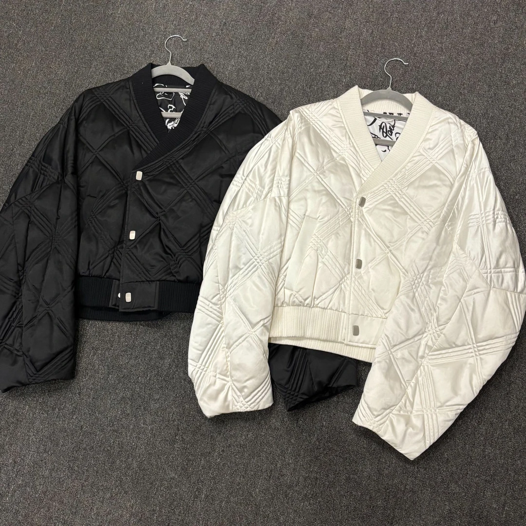 LULU秋冬新款保暖菱形格羽绒服外套8023