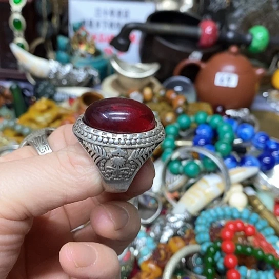 黑***瑰铜器工艺品有限公司