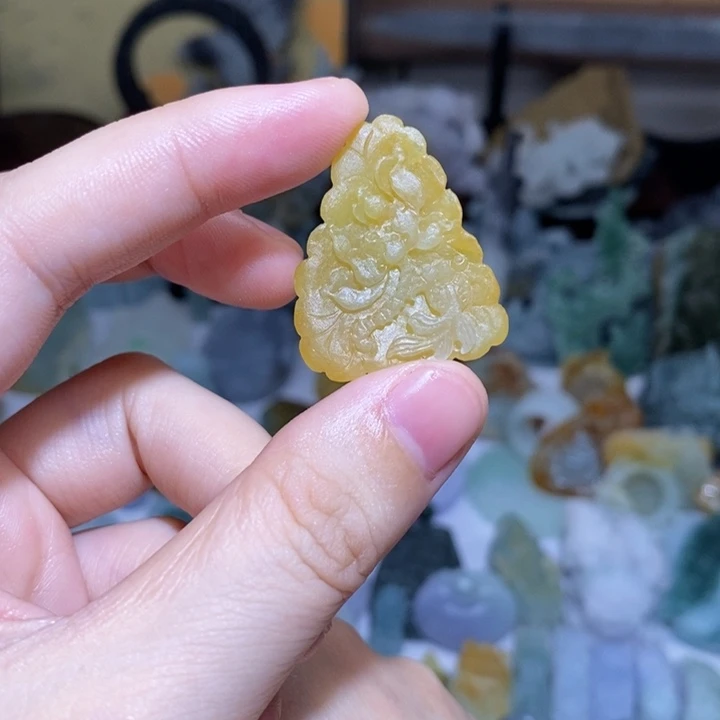 定制翡翠未镶嵌翡翠