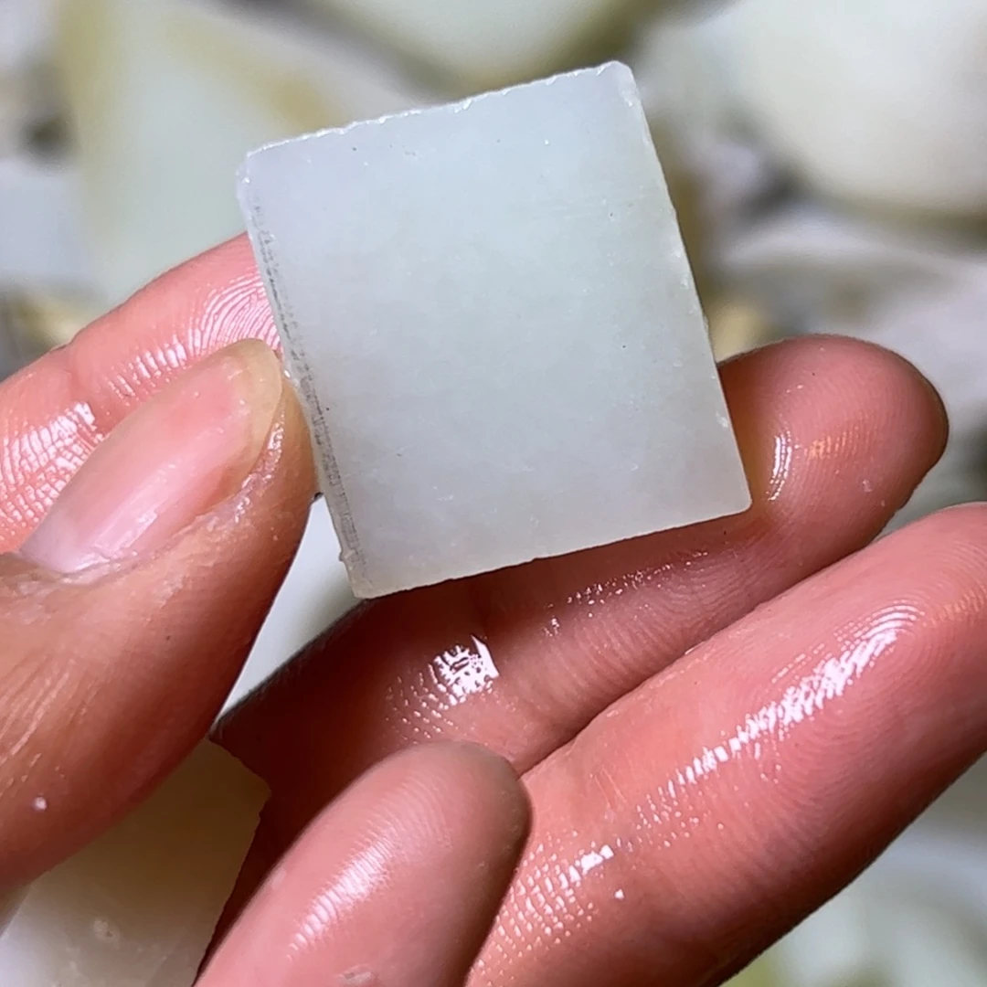 和田玉未镶嵌项链