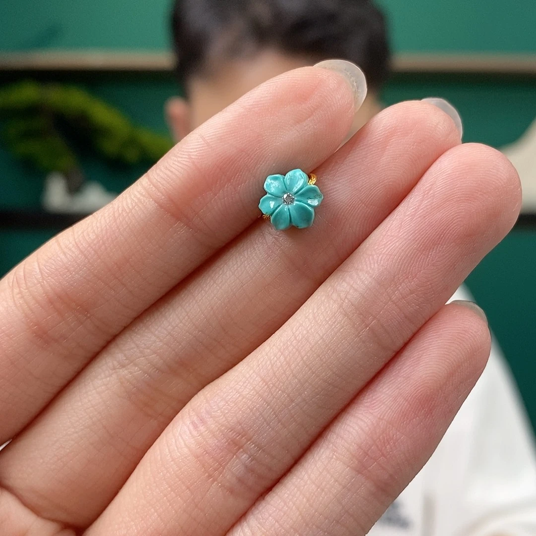 未镶嵌绿松石珠宝奇石