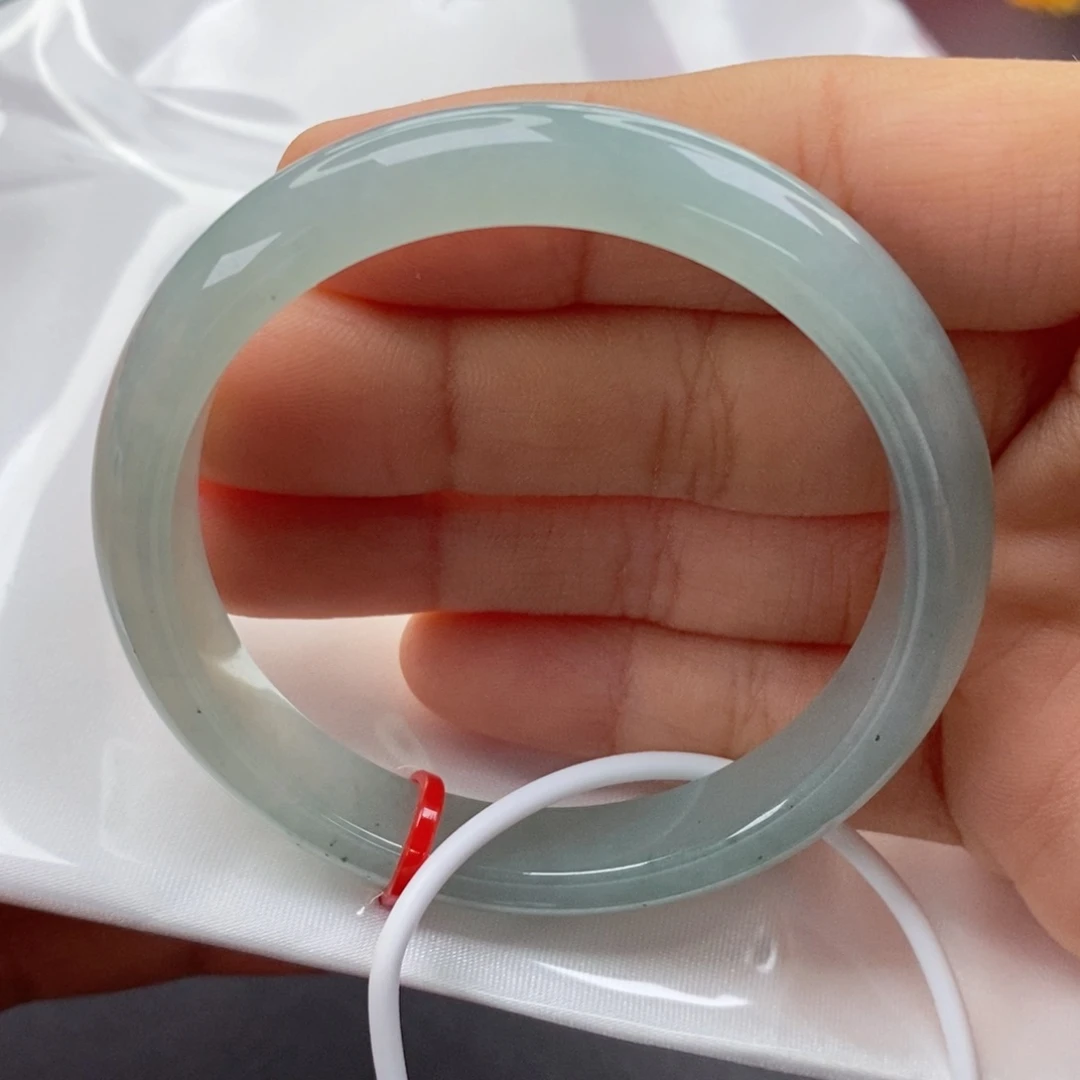 翡翠手镯未镶嵌5051圈