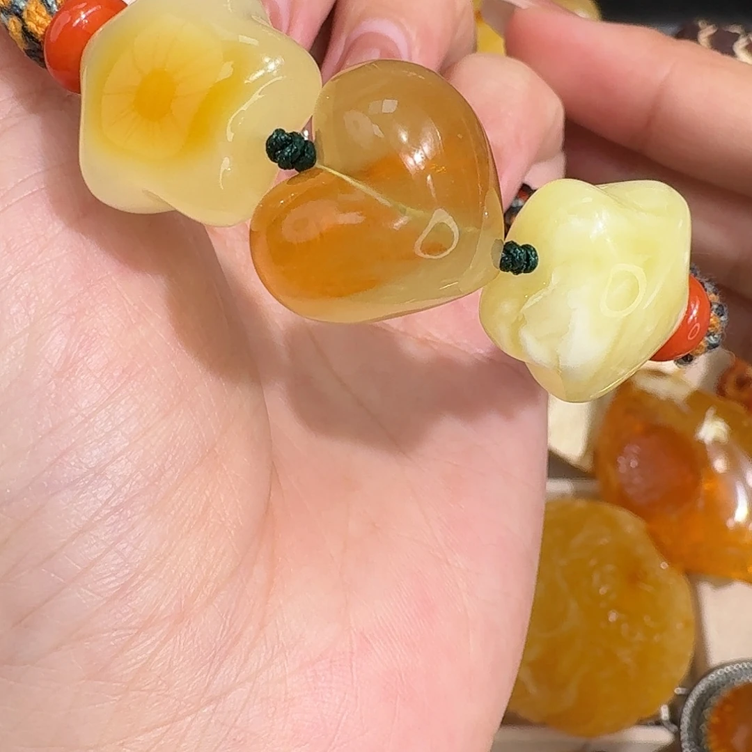 星***灯琥珀未镶嵌裸石我
