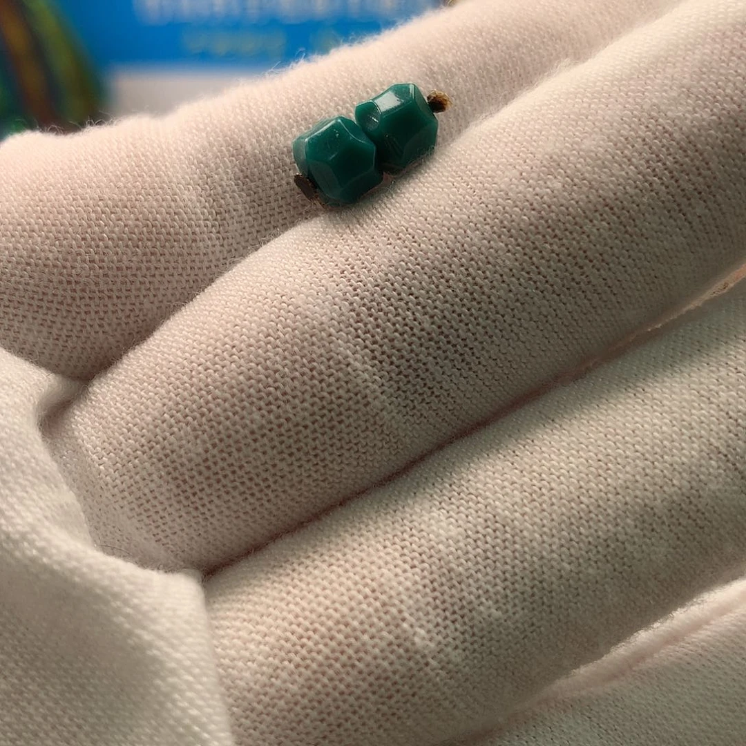 绿松石未镶嵌配饰常*生