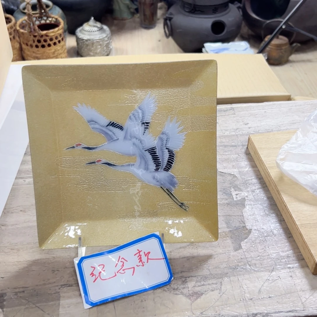 瓷片陶瓷和金属表面涂了