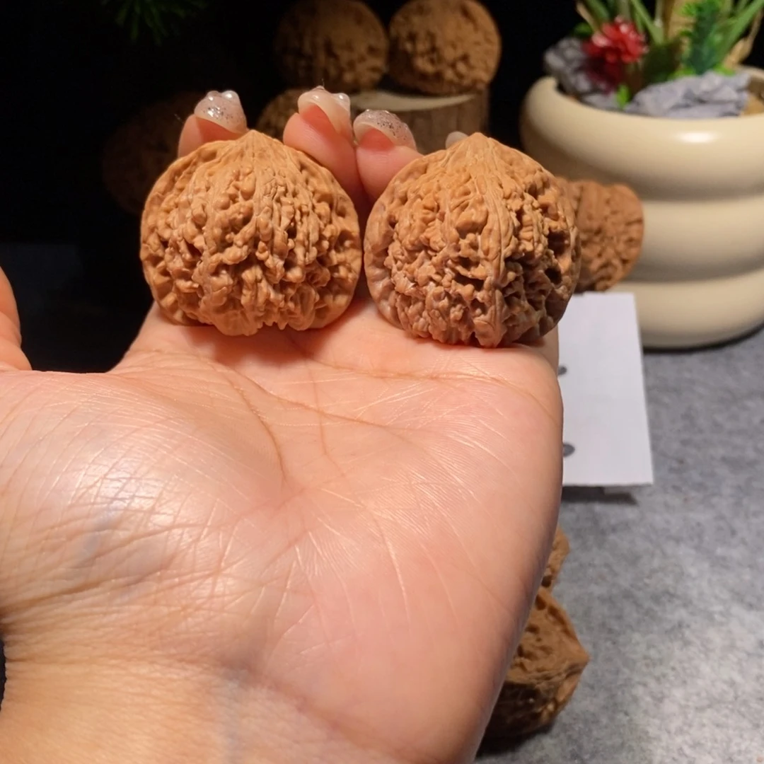 核桃把件全品满天星