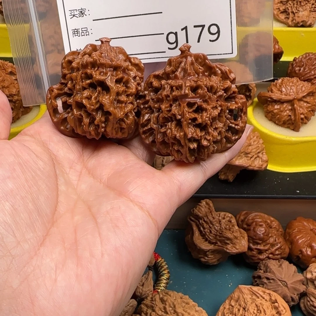 郓***司把件桃核文玩的好