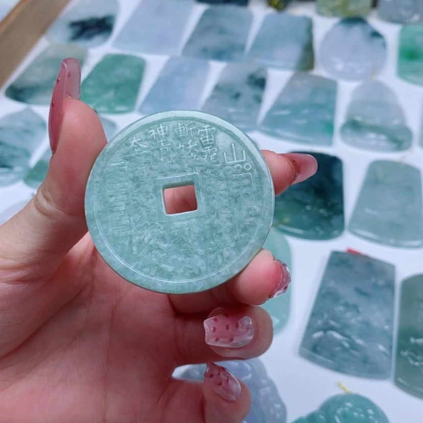 【闪购商品】颈饰未镶嵌翡翠