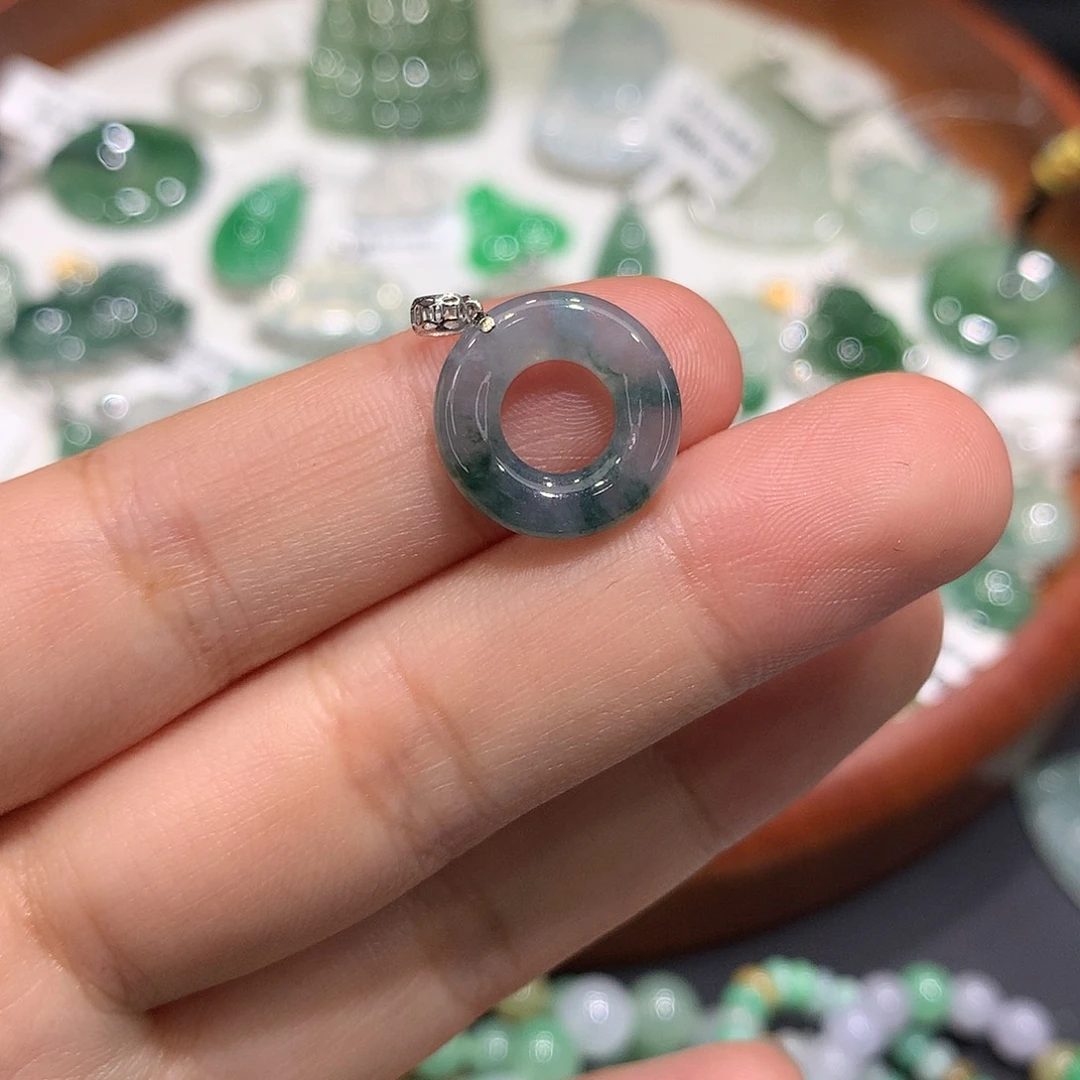 翡翠未镶嵌颈饰缅甸天然A货翡翠