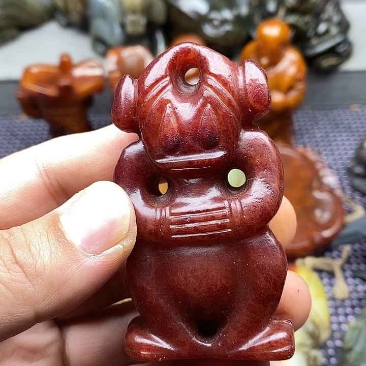 未镶嵌蛇纹石玉颈饰