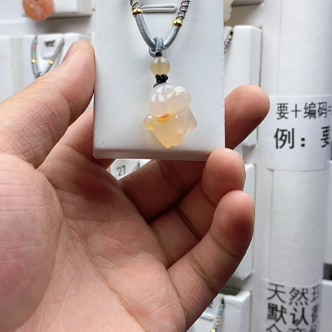 石英质玉吊坠(不含链)未镶嵌梧*.