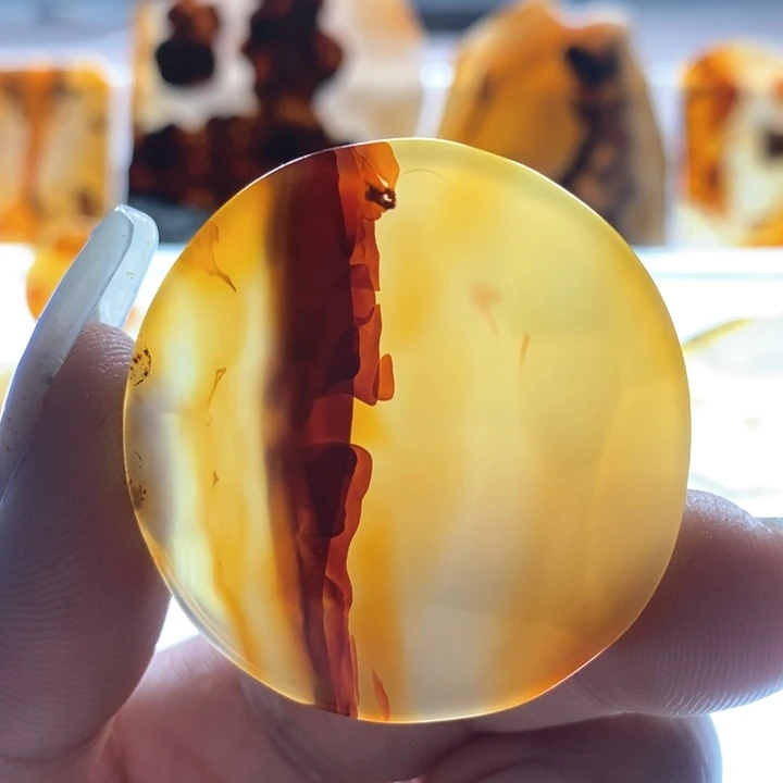 玛瑙/玉髓颈饰未镶嵌