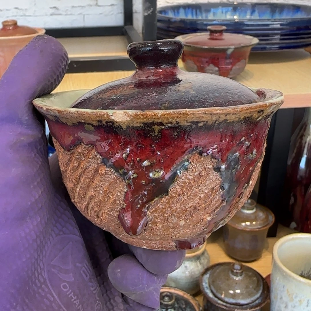 紫砂花盆M****l瑕疵品