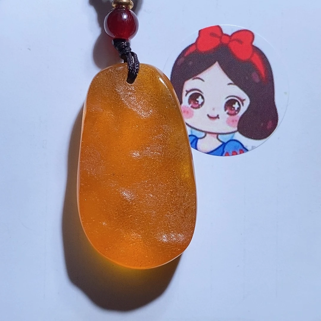 未镶嵌琥珀珠宝奇石