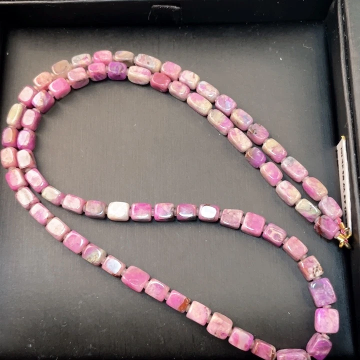 未镶嵌苏纪石（舒俱来）项链