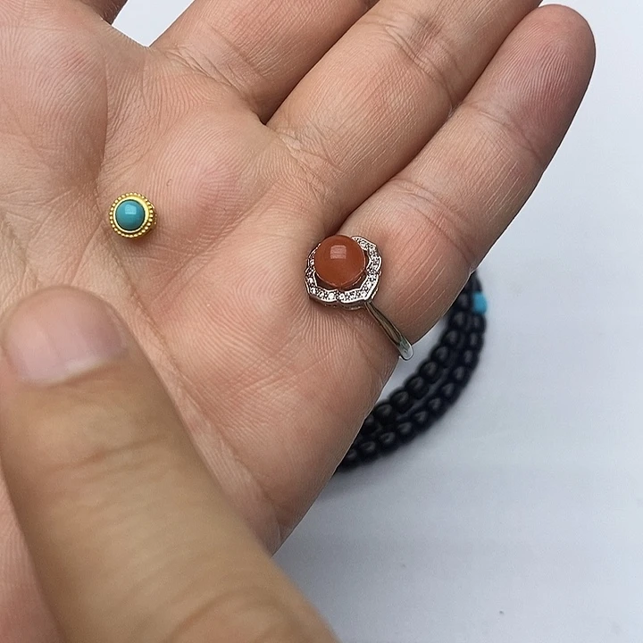 南红玛瑙未镶嵌珠宝奇石