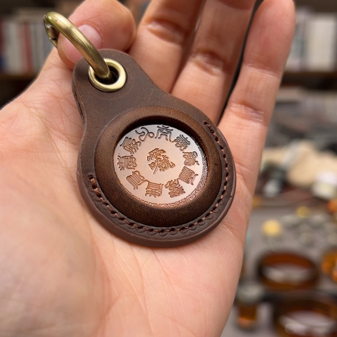 琥珀颈饰未镶嵌雷