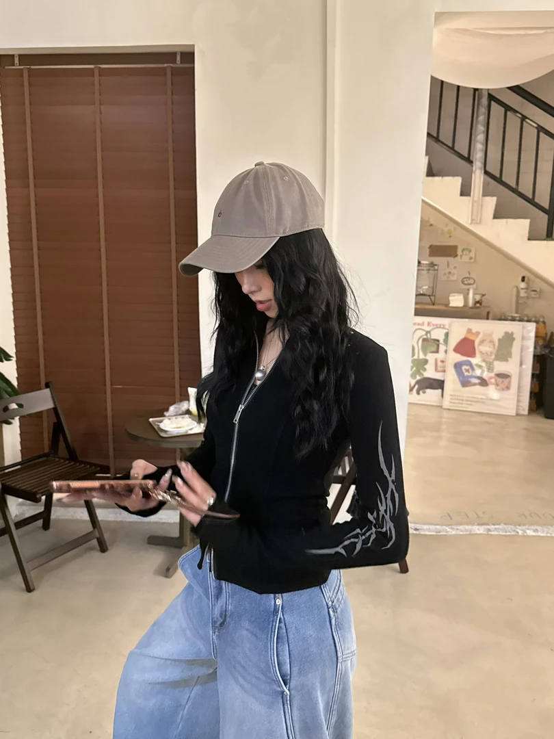 唐火火 【轻绒炽痕】冬季新款抓绒拉链设计百搭显瘦翻领上衣
