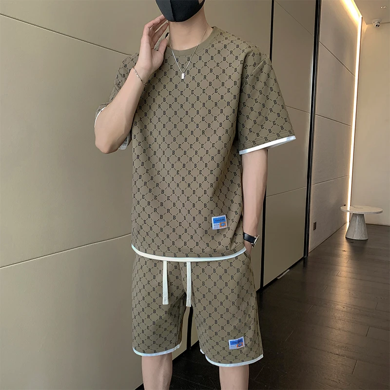 男士套装夏季休闲运动衣服潮牌冰丝速干男款短袖短裤搭配帅气一套